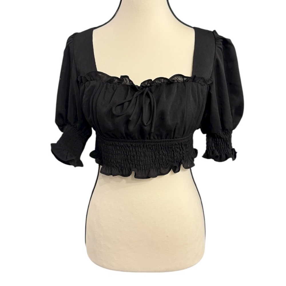 RUBY SEES black crop top with puff sleeves